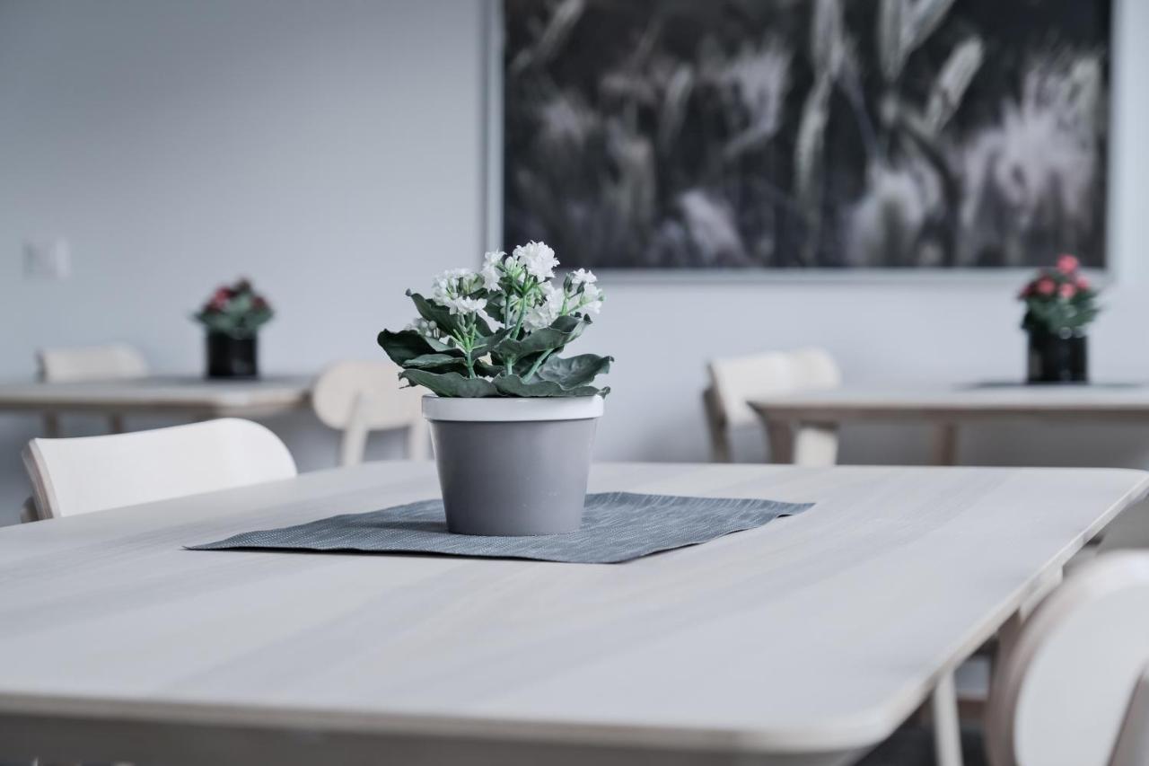 Gullbrannagarden Hotel Халмщад Екстериор снимка