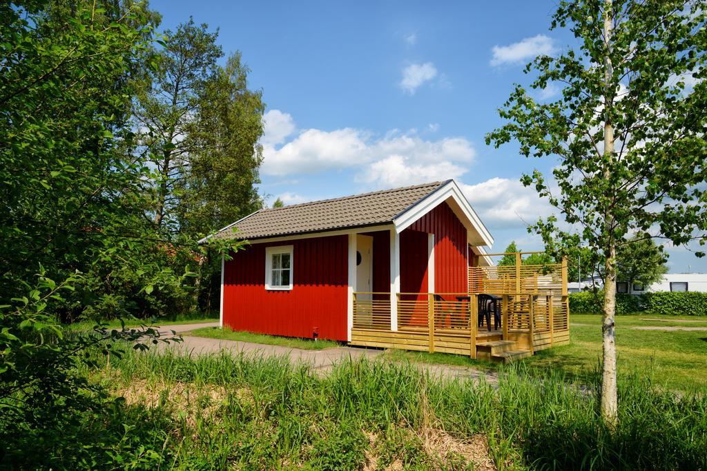 Gullbrannagarden Hotel Халмщад Екстериор снимка